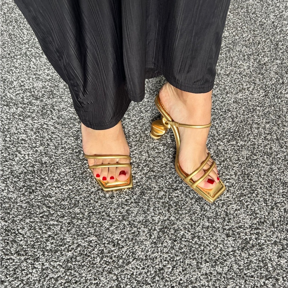 Cult Gaia Gold Sandals size 37M - Picture 8 of 9